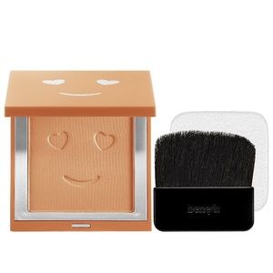 Benefits hello happy velvet powder foundation in 4